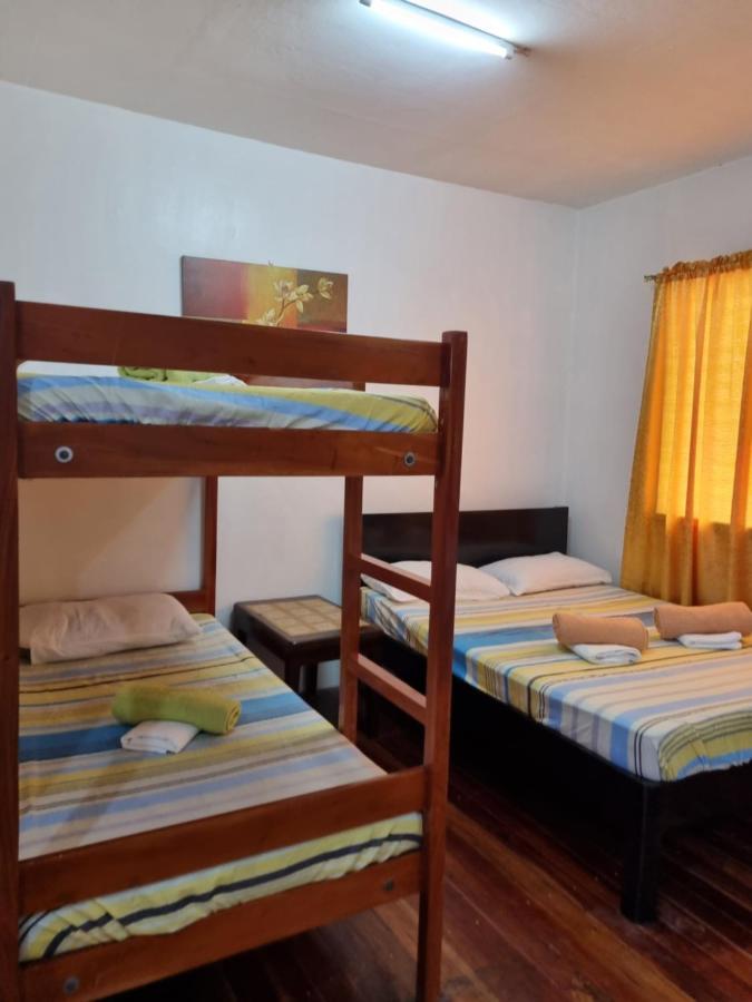 Southpoint Hostel Moalboal Rom bilde